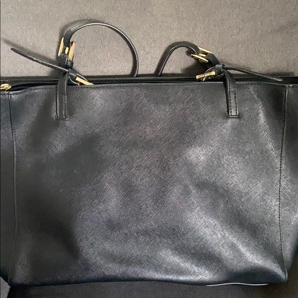 SOLD Tory Burch purse - Picture 2 of 7